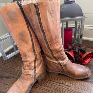 Bed Stu Glaye Boots size 8.5.  Hardly worn and they look brand new.